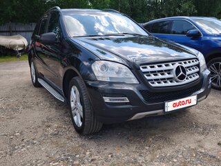 2010 Mercedes-Benz M-Класс 350 II (W164) Рестайлинг, чёрный, 910000 рублей, вид 4