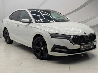 2021 Skoda Octavia IV (A8), белый, 2095000 рублей, вид 3