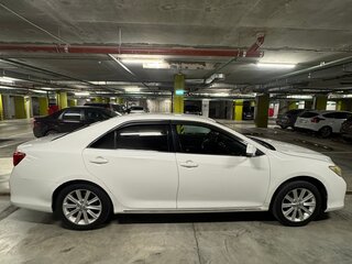 2012 Toyota Camry VII (XV50), белый, 1300000 рублей, вид 2