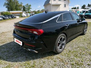 2021 Kia K5 III, чёрный, 1943982 рублей, вид 3