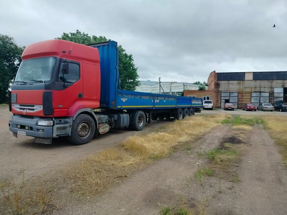 2005 Renault Premium, красный, 1700000 рублей - вид 12