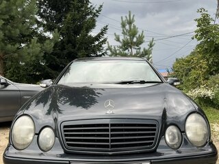 2000 Mercedes-Benz CLK-Класс 200 I (W208) Рестайлинг, чёрный, 600000 рублей, вид 4