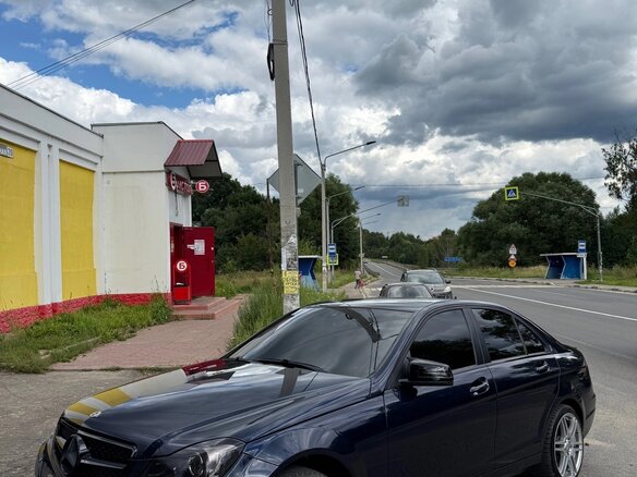 2013 Mercedes-Benz C-Класс 180 III (W204) Рестайлинг, синий - вид 1