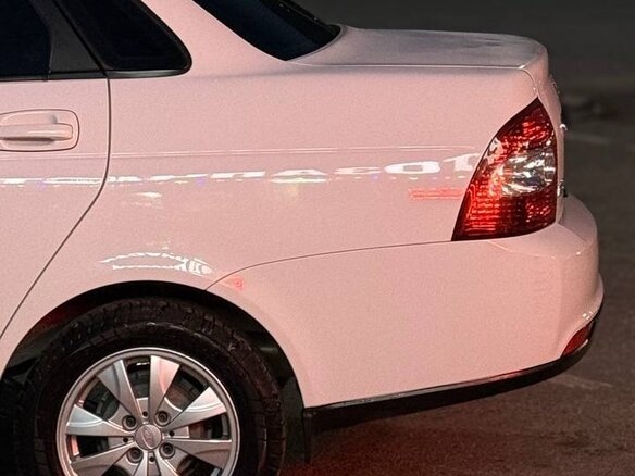 2017 Lada (ВАЗ) Priora I Рестайлинг, белый, 720000 рублей - вид 5