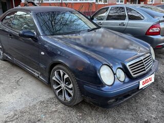1999 Mercedes-Benz CLK-Класс 320 I (W208) Рестайлинг, синий, 420000 рублей, вид 3
