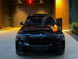 2024 BMW X5 40i IV (G05/G18) Рестайлинг, чёрный, 6250000 рублей, вид 2