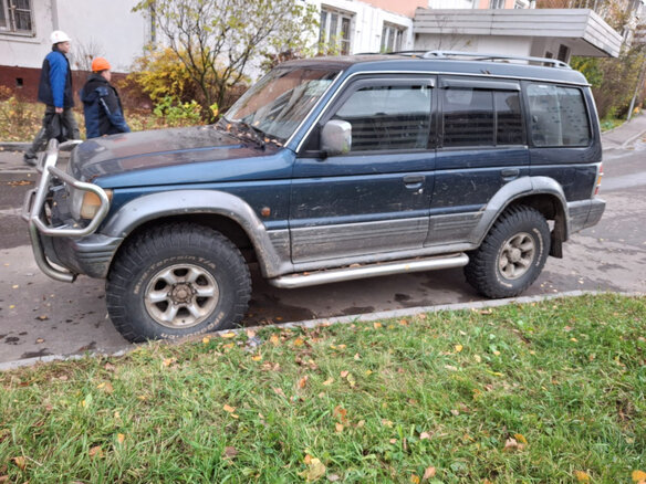 1996 Mitsubishi Pajero II, синий, 470000 рублей - вид 3