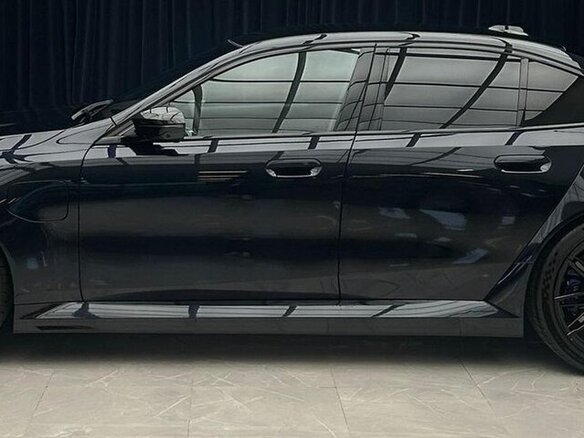 2025 BMW M5 VII (G90), чёрный, 23000000 рублей - вид 1