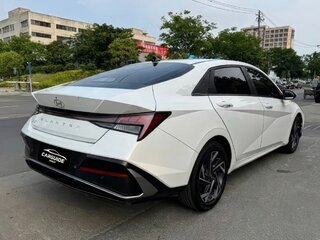 2023 Hyundai Elantra VII (CN7), белый, 1550000 рублей, вид 2