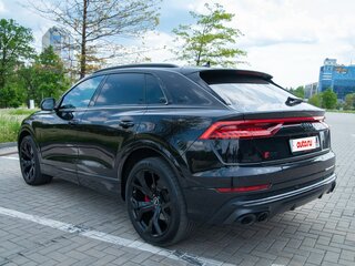 2021 Audi SQ8 I (4M), чёрный, 10000000 рублей, вид 3