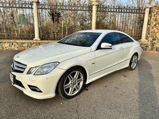 2011 Mercedes-Benz E-Класс 250 5G-Tronic IV (W212, S212, C207), белый, 1500000 рублей, вид 2