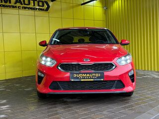 2019 Kia Ceed III, красный, 1699000 рублей, вид 2