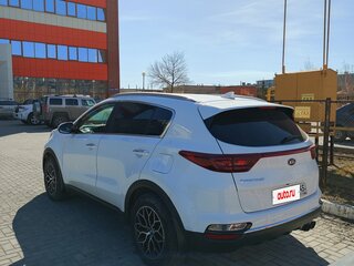2019 Kia Sportage IV Рестайлинг, белый, 2330000 рублей, вид 5