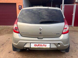 2011 Renault Sandero I, бежевый, 530000 рублей, вид 4