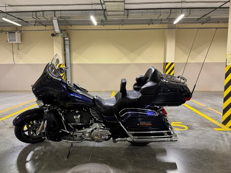 2018 Harley-Davidson CVO Limited, синий, 2590000 рублей, вид 3