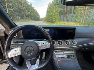 2019 Mercedes-Benz E-Класс 200 V (W213, S213, C238), чёрный, 4350000 рублей, вид 4