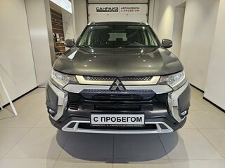 2020 Mitsubishi Outlander III Рестайлинг 3, серый, 1699000 рублей, вид 2