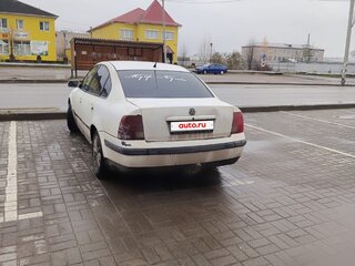 1998 Volkswagen Passat B5, белый, 125000 рублей, вид 1