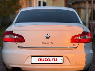 2011 Skoda Superb DSG II, белый, 880000 рублей, вид 5