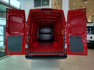 2025 Iveco Daily, красный, 8500000 рублей, вид 5