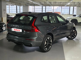 2026 Volvo XC60 II Рестайлинг 2, серый, 8255753 рублей, вид 2