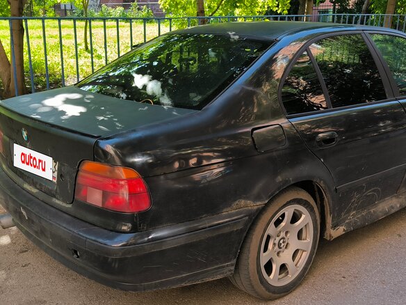 1998 BMW 5 серии 520i IV (E39), чёрный, 250000 рублей - вид 1