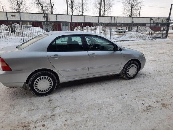2003 Toyota Corolla IX (E120, E130), белый, 550000 рублей - вид 4