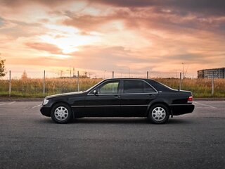 1996 Mercedes-Benz S-Класс 600 III (W140) Рестайлинг, чёрный, 10800000 рублей, вид 3