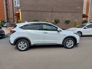 2015 Honda Vezel I, белый, 1750000 рублей, вид 2