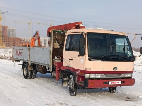 1996 Nissan Diesel Condor, бежевый, 2900000 рублей, вид 1