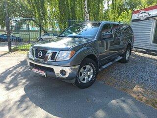 2009 Nissan Navara (Frontier) III (D40), серый, 1750000 рублей, вид 1