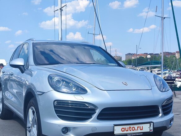 2010 Porsche Cayenne S II (958), серебристый - вид 13