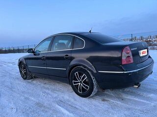 2004 Volkswagen Passat B5 Рестайлинг, чёрный, 440000 рублей, вид 3