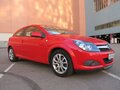 2010 Opel Astra GTC H Рестайлинг, красный, 570000 рублей - вид 2