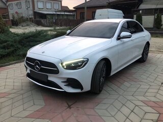 2021 Mercedes-Benz E-Класс 200 V (W213, S213, C238) Рестайлинг, белый, 6000000 рублей, вид 1