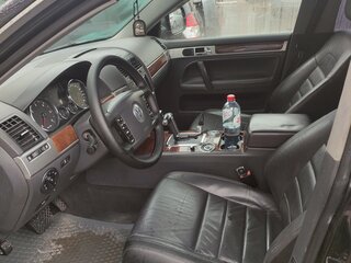 2007 Volkswagen Touareg I Рестайлинг, чёрный, 1500000 рублей, вид 5