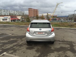 2014 Toyota Aqua I Рестайлинг, серый, 920000 рублей, вид 3