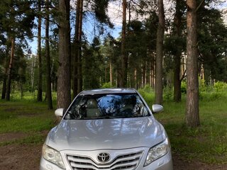 2009 Toyota Camry VI (XV40) Рестайлинг, серебристый, 1299000 рублей, вид 2