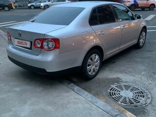 2009 Volkswagen Jetta V, серебристый, 545000 рублей, вид 4