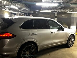 2013 Porsche Cayenne Diesel II (958), серый, 3500000 рублей, вид 4