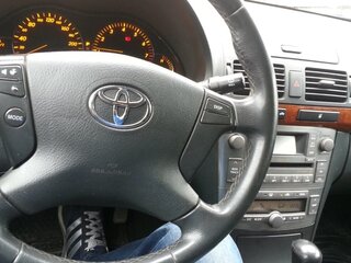 2007 Toyota Avensis II Рестайлинг, серебристый, 1000000 рублей, вид 3