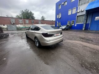 2011 BMW 5 серии Gran Turismo 535i xDrive VI (F10/F11/F07), бежевый, 1800000 рублей, вид 5