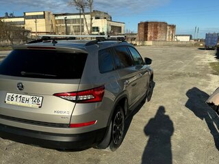 2018 Skoda Kodiaq I, бежевый, 3400000 рублей, вид 4
