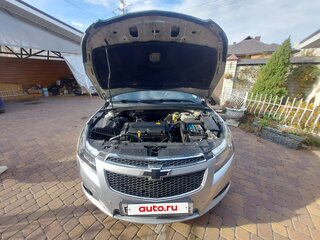 2011 Chevrolet Cruze I, серебристый, 750000 рублей, вид 4