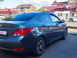 2015 Hyundai Solaris I Рестайлинг, серый, 900000 рублей, вид 3