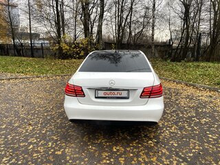 2014 Mercedes-Benz E-Класс 200 IV (W212, S212, C207) Рестайлинг, белый, 1500000 рублей, вид 4