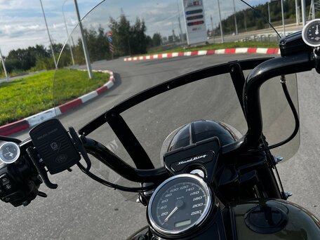 2018 Harley-Davidson Road King, зелёный, 1850000 рублей, вид 4
