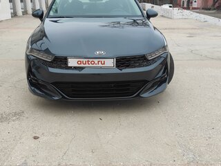 2021 Kia K5 III, серый, 2740000 рублей, вид 1