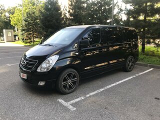 2016 Hyundai H-1 II Рестайлинг, чёрный, 2300000 рублей, вид 1