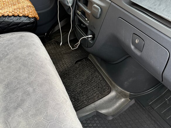 2003 Mercedes-Benz Sprinter Classic, белый, 1300000 рублей - вид 8
